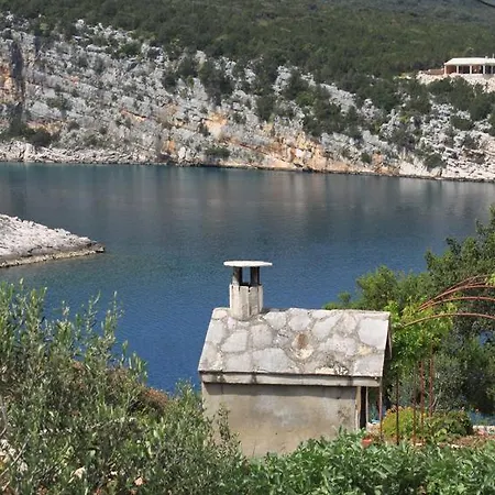 Uvala Pokrivenik 4604b Apartmán Gdinj